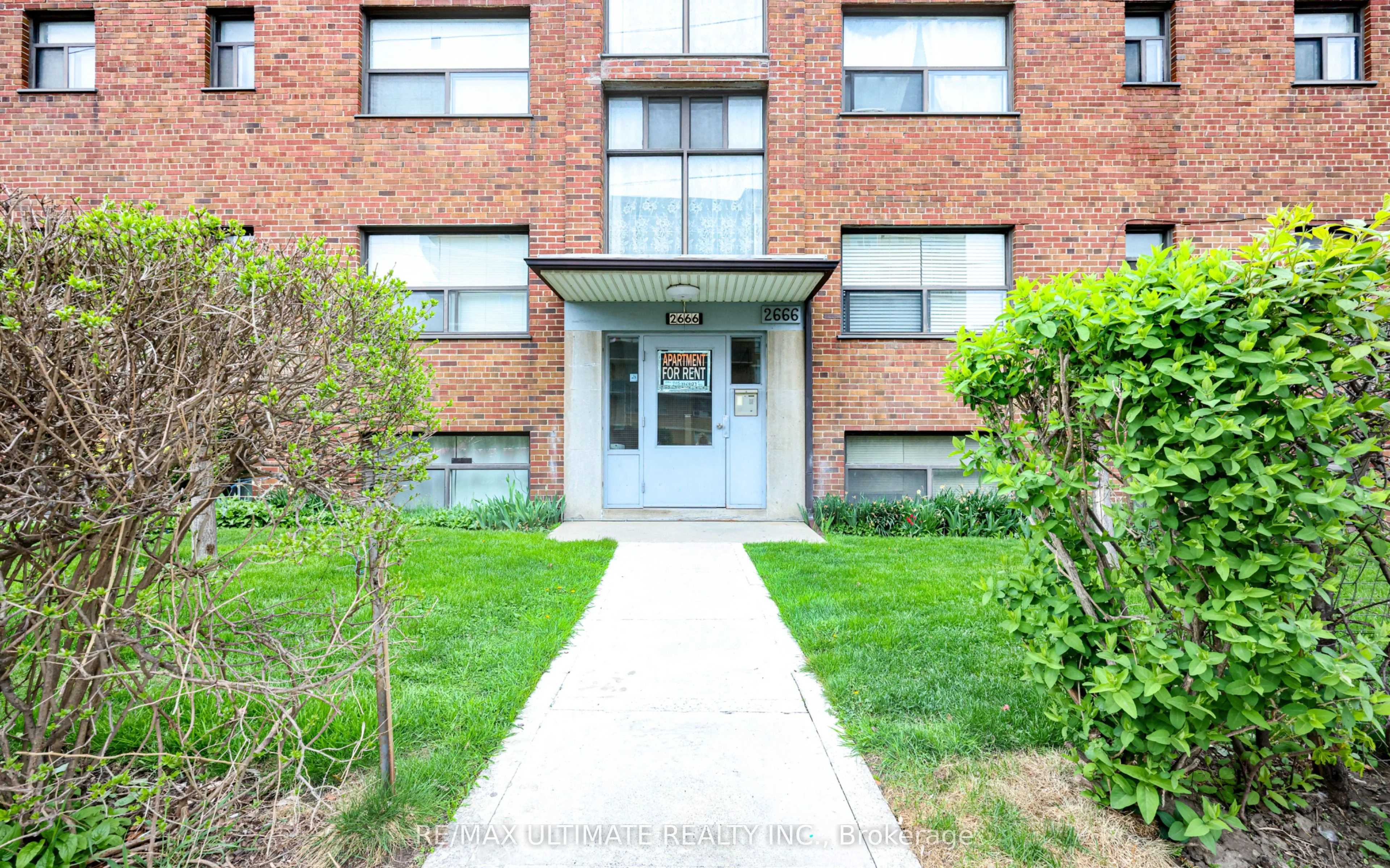 2666 Lake Shore Boulevard W 204, Toronto W06, ON M8V 1G8