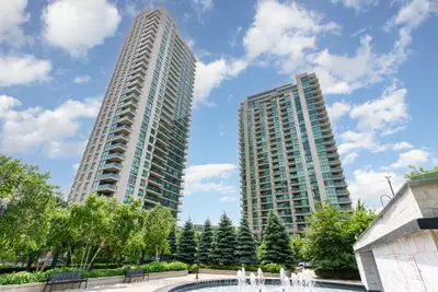 Condo Apartment in Toronto