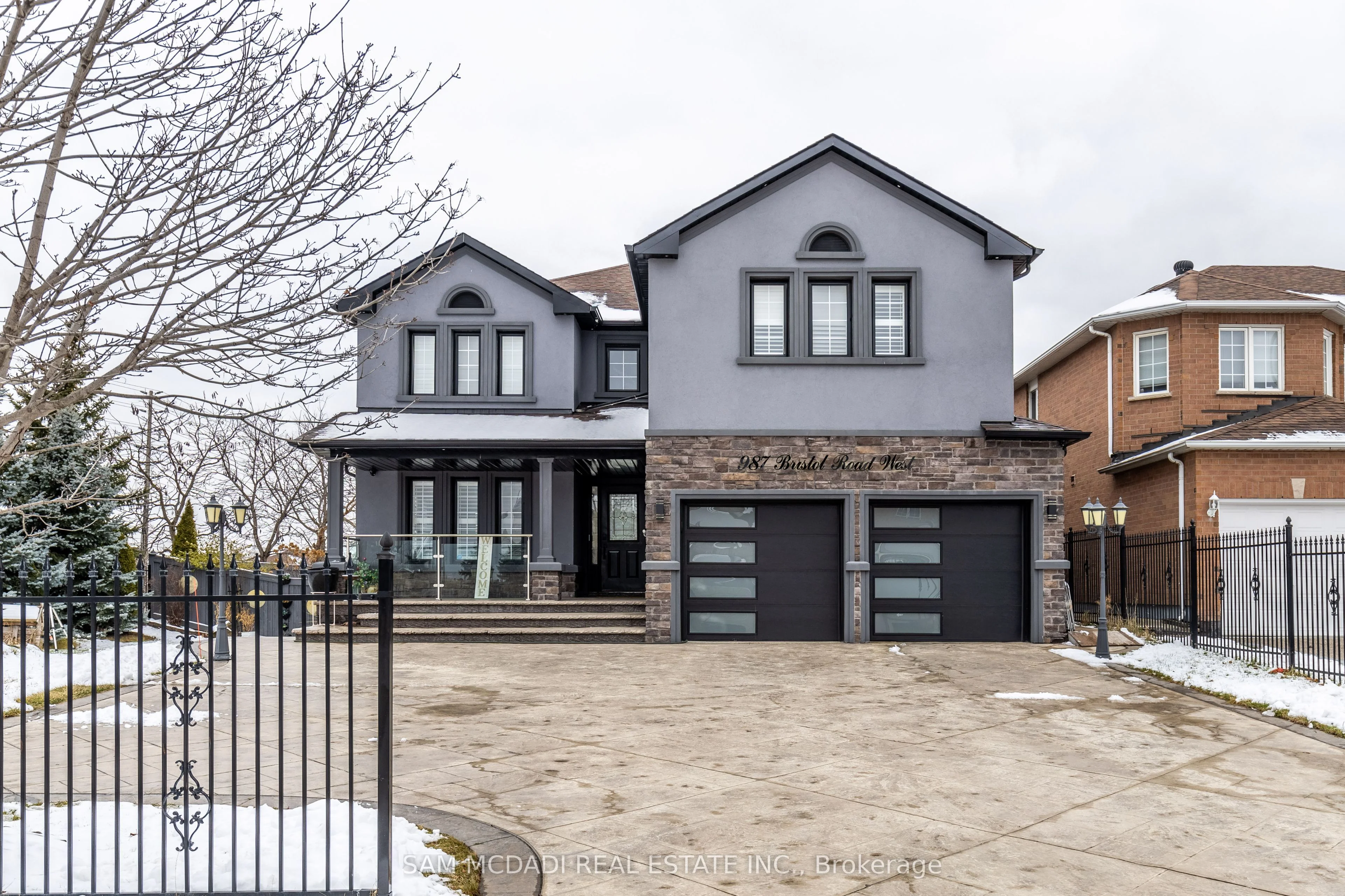 987 Bristol Road W Bsmt-Rm2, Mississauga, ON L5V 2N9