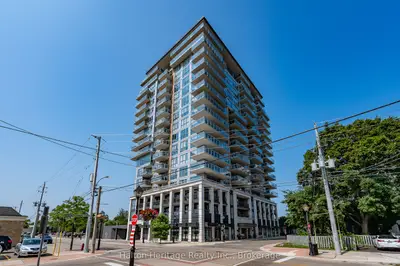 Condo Apartment in Burlington
