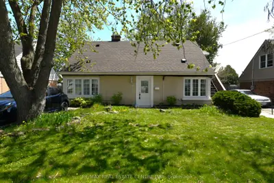 Duplex in Burlington