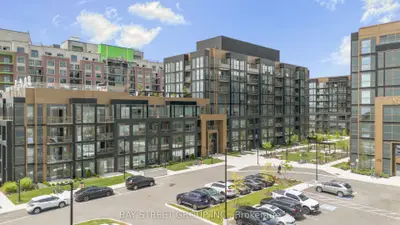 Condo Apartment in Oakville