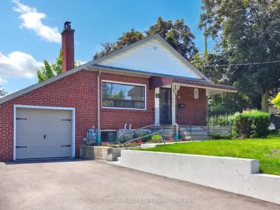 Detached in Toronto