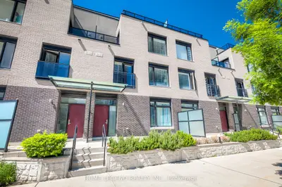 Condo Townhouse in Mississauga