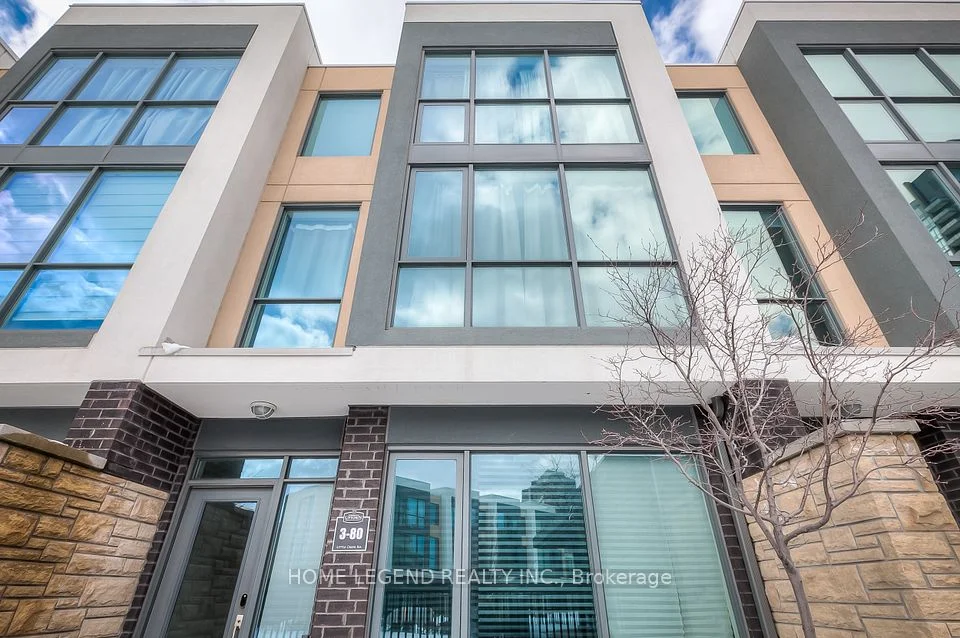 80 Little Creek Road 03, Mississauga, On L5r 0e9