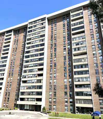 Condo Apartment in Brampton