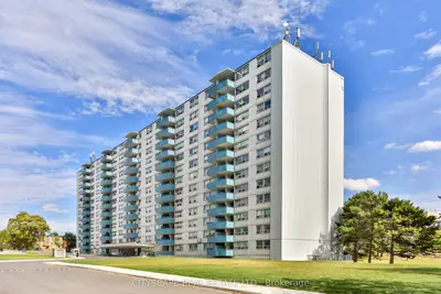 Condo Apartment in Toronto