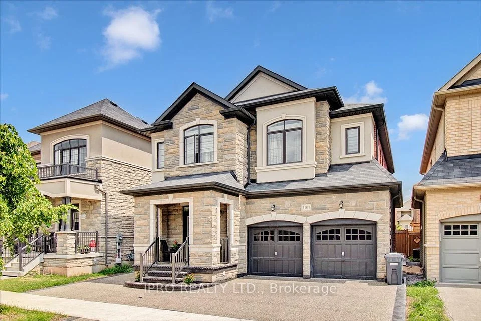 3107 Streamwood Passage, Oakville, ON L6H 0S8