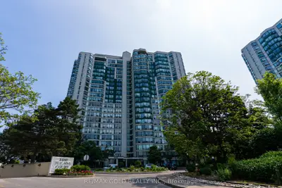 Condo Apartment in Mississauga