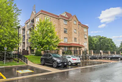 Condo Apartment in Burlington