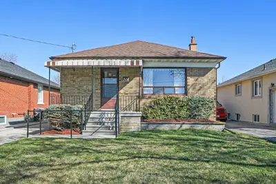 Detached in Toronto