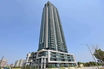 3975 Grand Park Drive 3903, Mississauga, On L5b 4m6