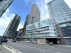 4065 Confederation Parkway 1112, Mississauga, ON L5B 0G4