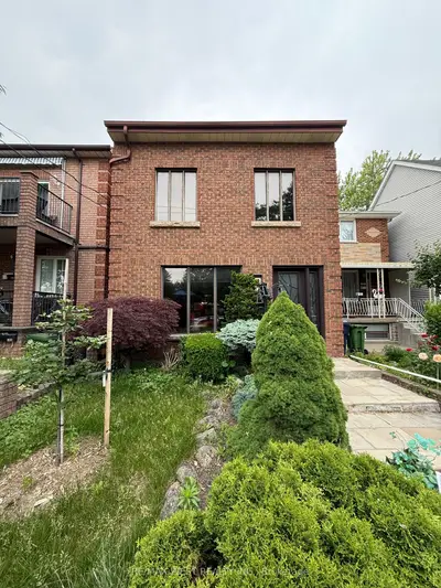 Detached in Toronto