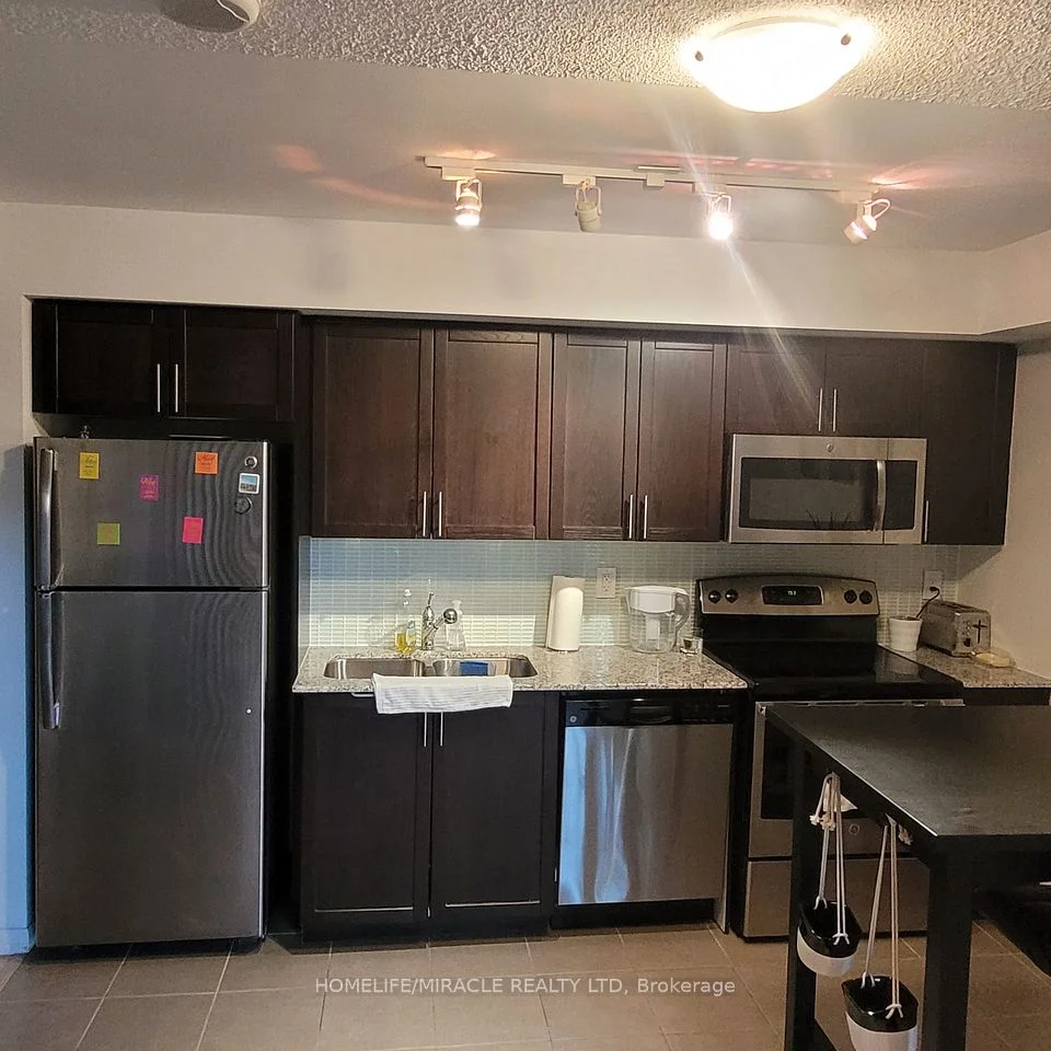 830 Lawrence Avenue W 529, Toronto W04, ON M6A 0A2