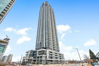 Condo Apartment in Mississauga
