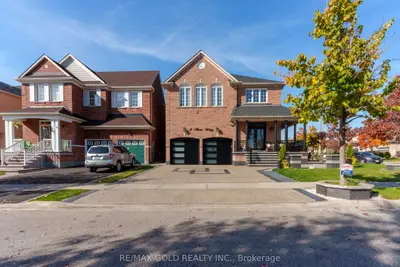 Detached in Brampton