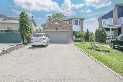Detached in Mississauga