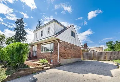 Detached in Toronto