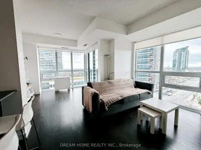 Condo Apartment in Mississauga