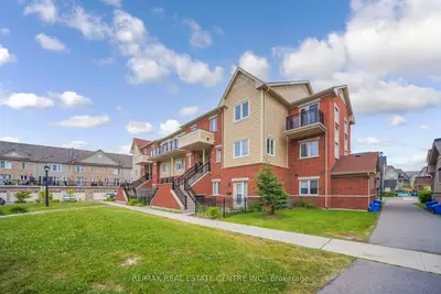 Condo Townhouse in Brampton