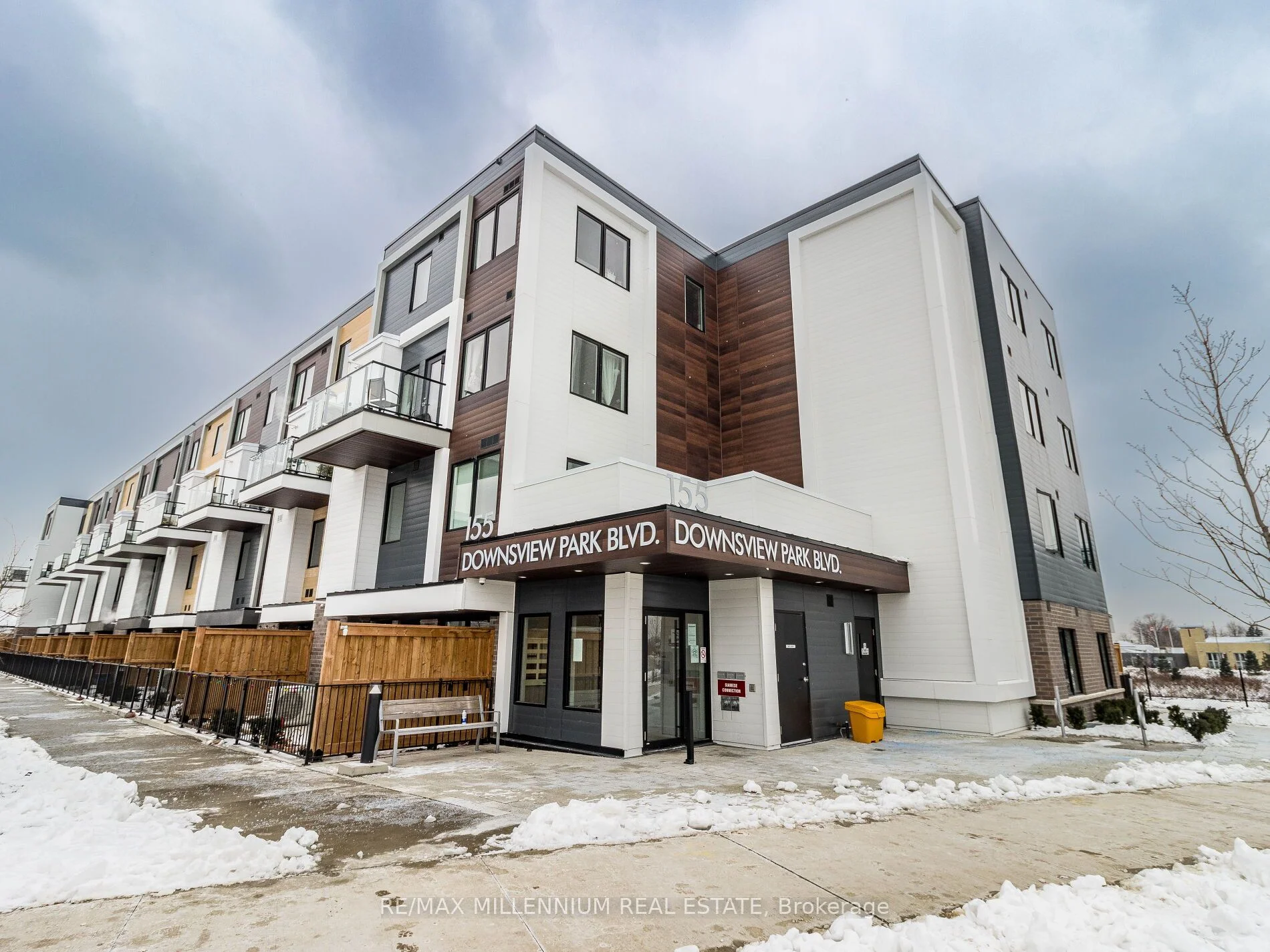 Condo Townhouse in Toronto