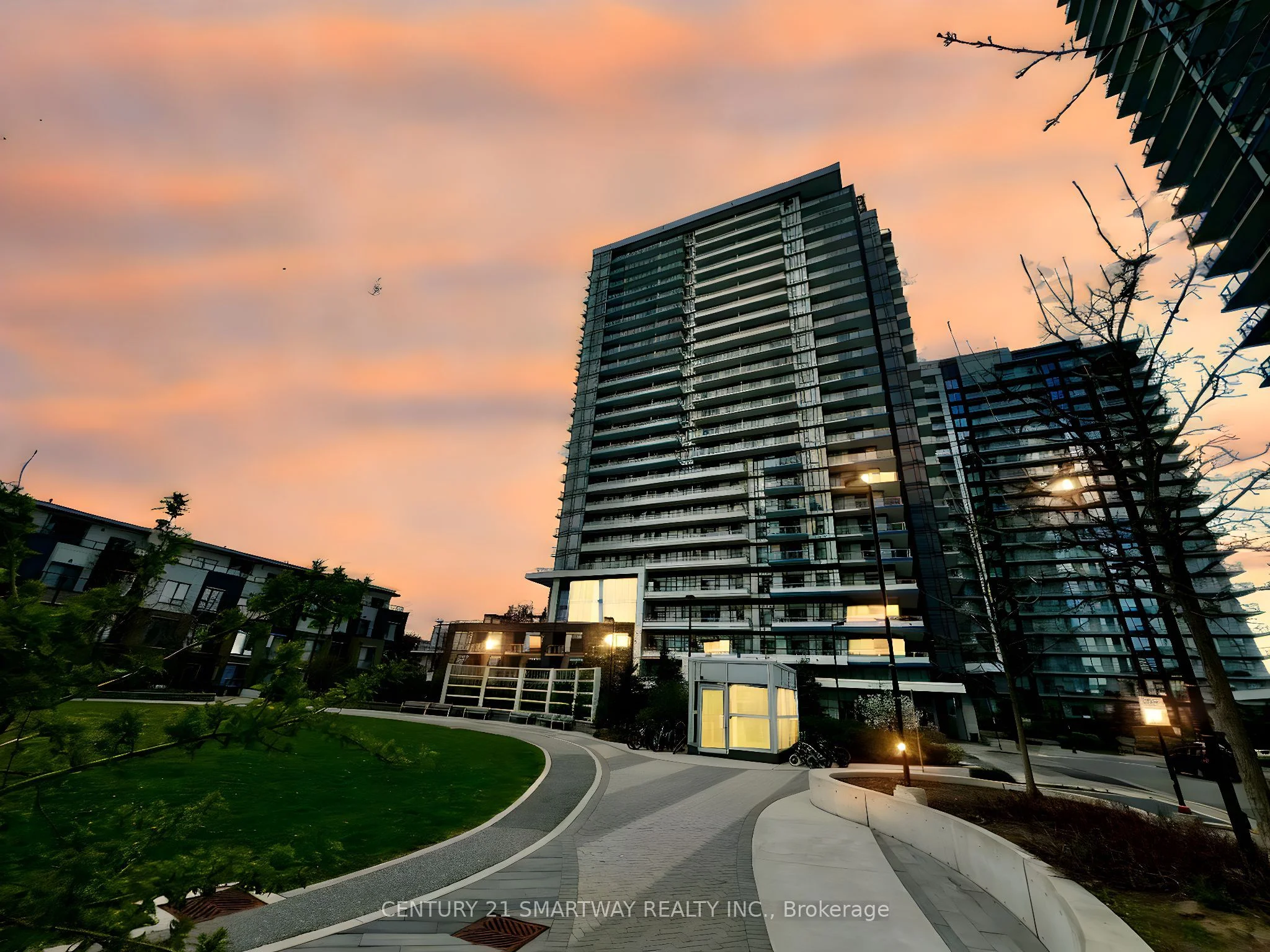 2560 Eglinton Avenue W 1408, Mississauga, On L5m 0y3