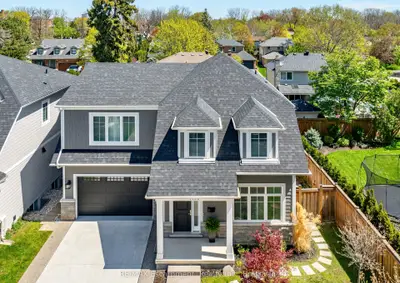 Detached in Burlington