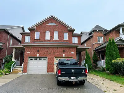 Semi-Detached in Mississauga