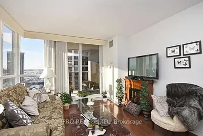 Co-op Apartment in Mississauga