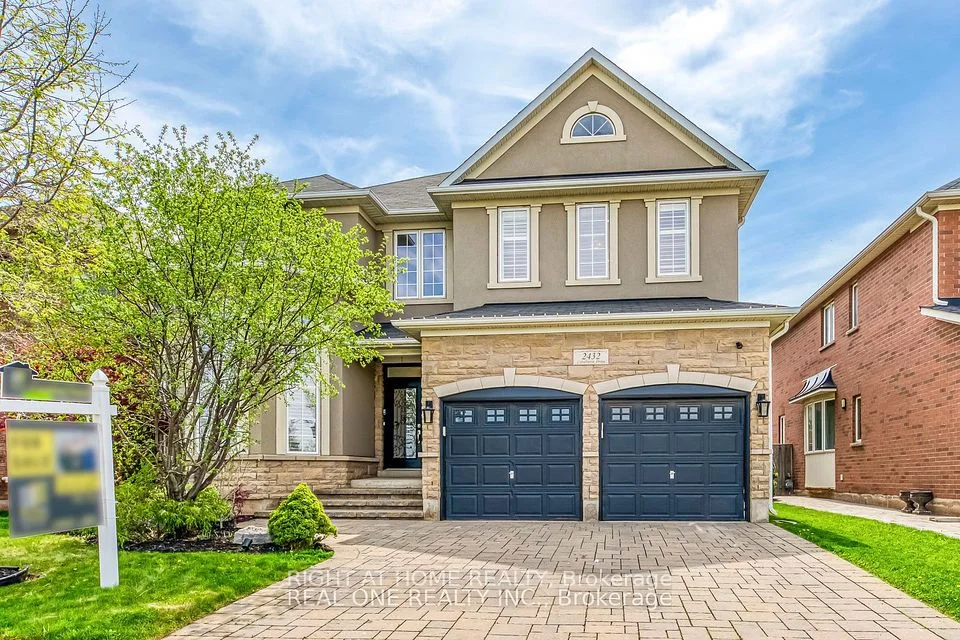2432 Lyndhurst Drive, Oakville, ON L6H 7V8
