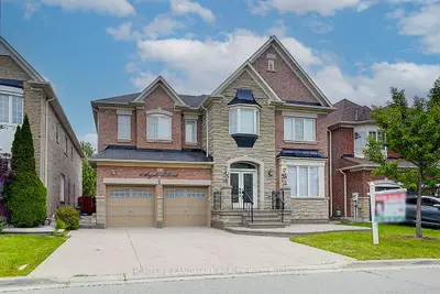 Detached in Brampton