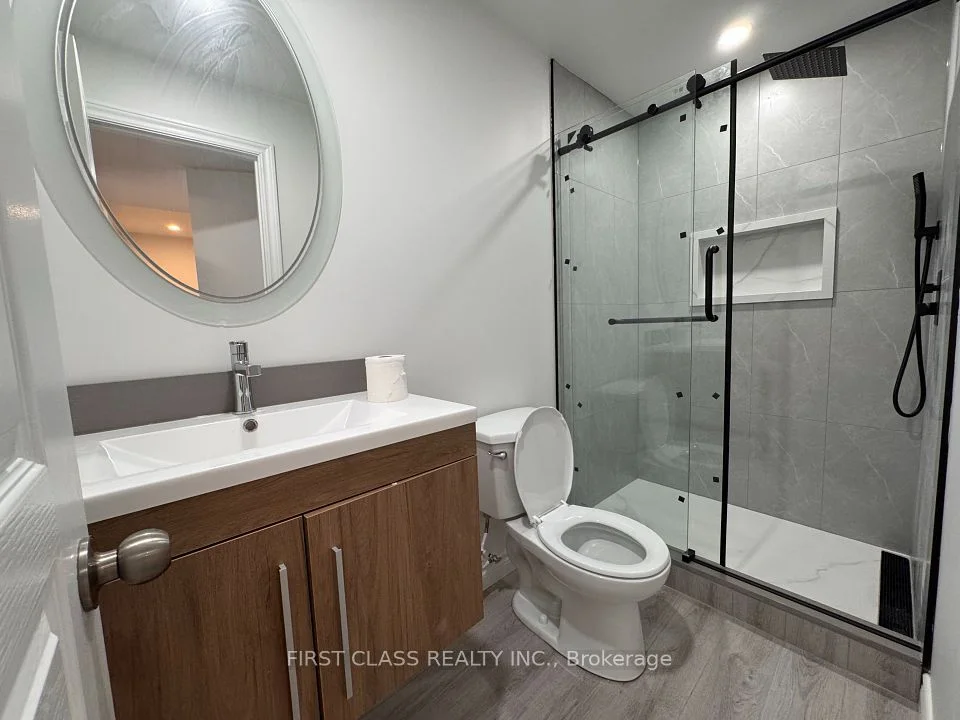 2793 Lindholm Crescent, Mississauga, ON L5M 4P7