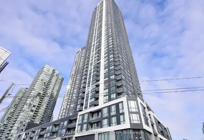Condo Apartment in Mississauga