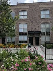 17 Powerhouse Street 22, Toronto W02, ON M6H 0C5