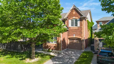 Detached in Milton