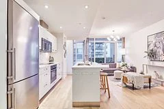 88 Park Lawn Road 1210, Toronto W06, On M8y 0b5