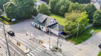 Detached in Oakville