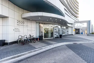 Condo Apartment in Mississauga