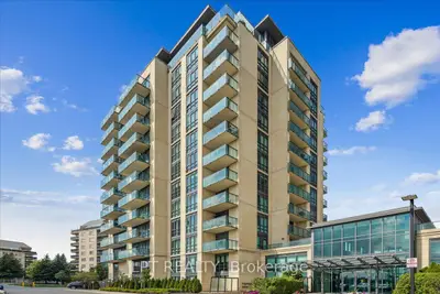 Condo Apartment in Brampton