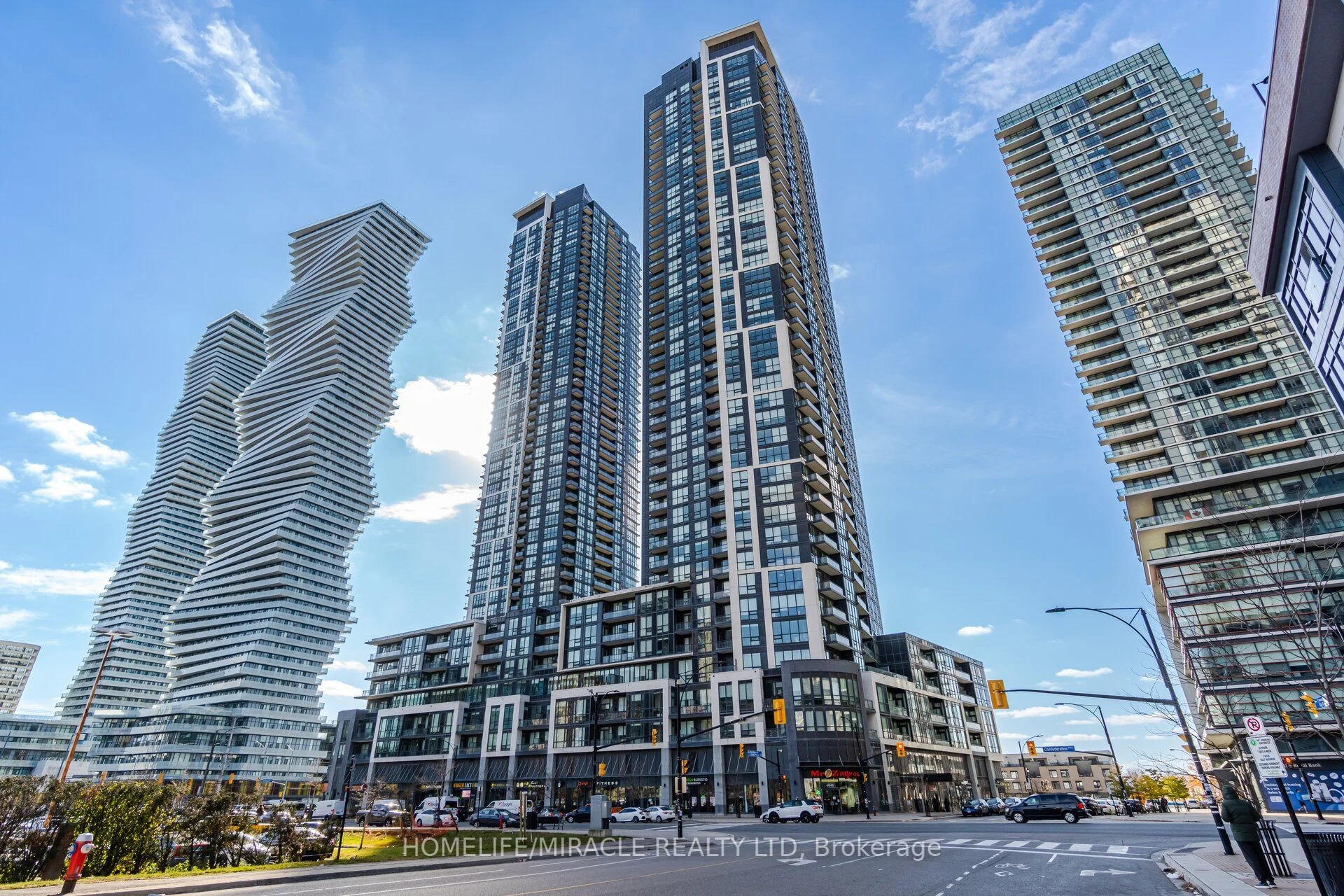 Condo Apartment in Mississauga