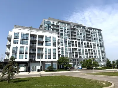 Condo Apartment in Milton