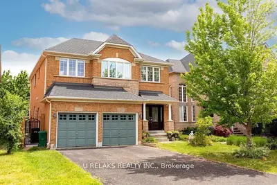 Lower Level in Mississauga