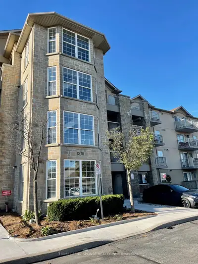 Condo Apartment in Burlington