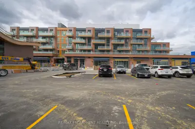 Condo Apartment in Mississauga