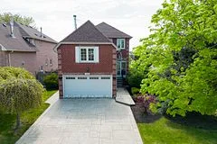 1532 Roseway Drive, Mississauga, ON L5M 5M6