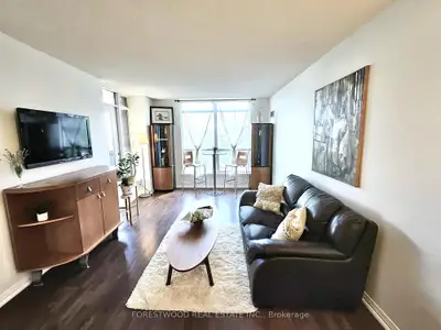 Condo Apartment in Mississauga