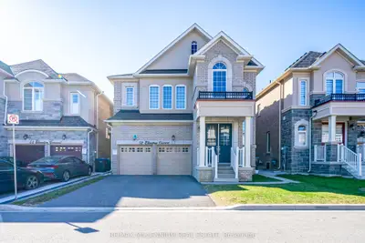 Detached in Brampton