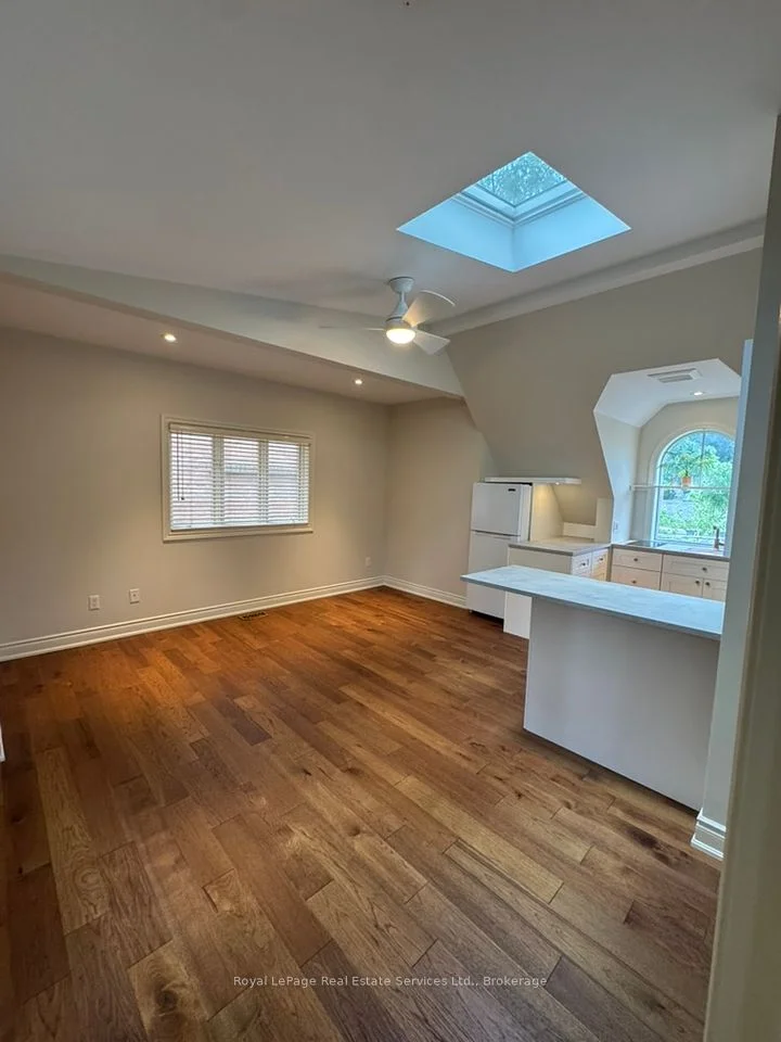 134 Forsythe Street 3, Oakville, ON L6K 3K2