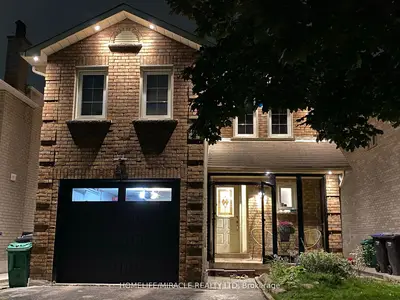 Detached in Brampton